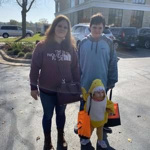 Meet your Posher, Carrie